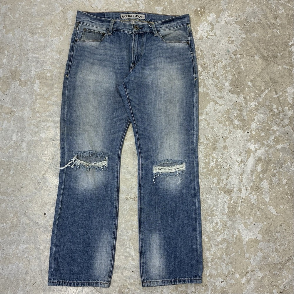 Express Kingston Jeans Mens 32x30 Blue Classic Straight Leg Distressed Denim